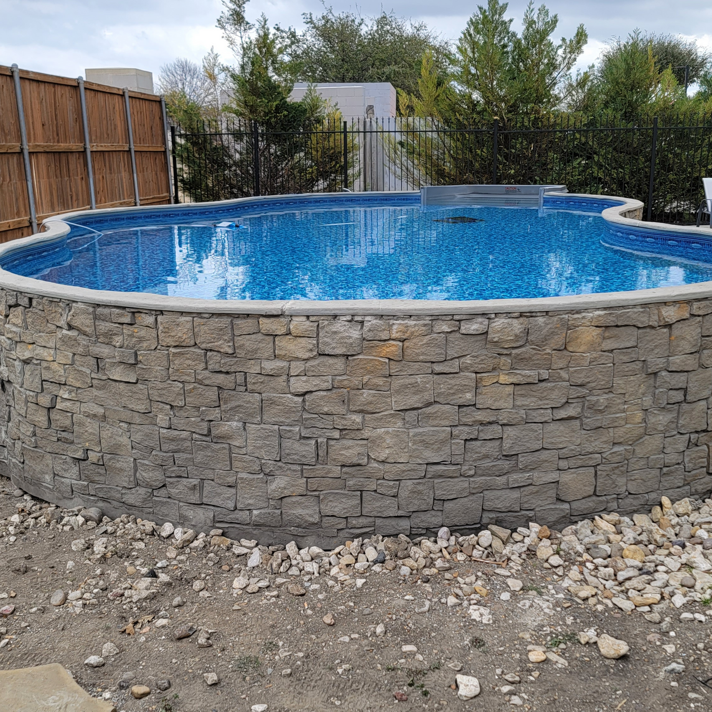 Cobblestone Rock Wall Panel 16’ x 9’