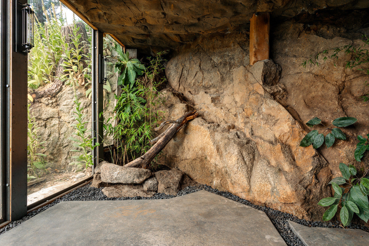 Malawi Rock Wall Panel 18’x8’