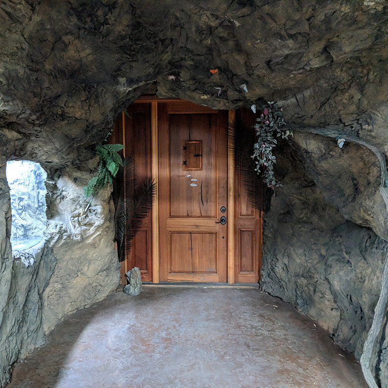 Crystal Rock Wall Panel 11’ x 4’