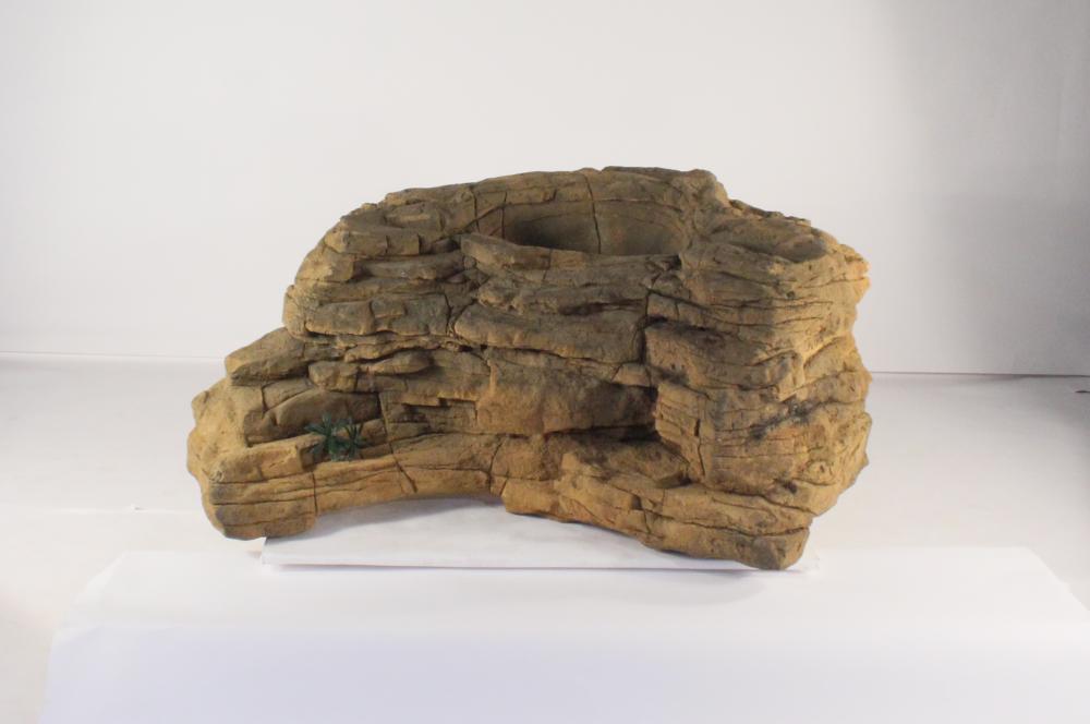 Large Edge Waterfall-006-Corner